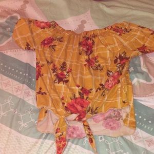Rose designs yellow of the shoulder top